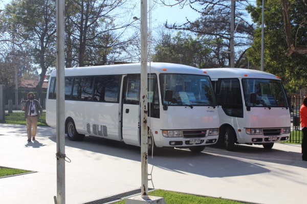Nuevos buses para Alhué y San Pedro de Melipilla