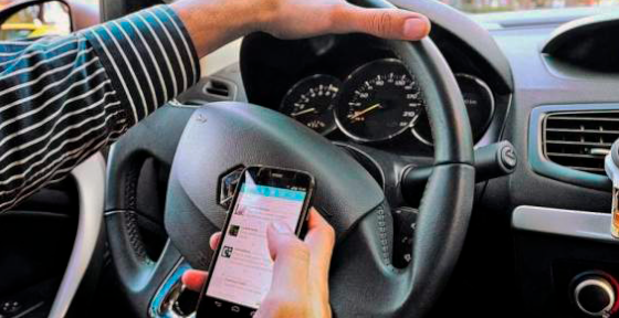 Congreso despacha proyecto que aumenta sanciones a conductores que usan celular mientras manejan y queda listo para ser ley